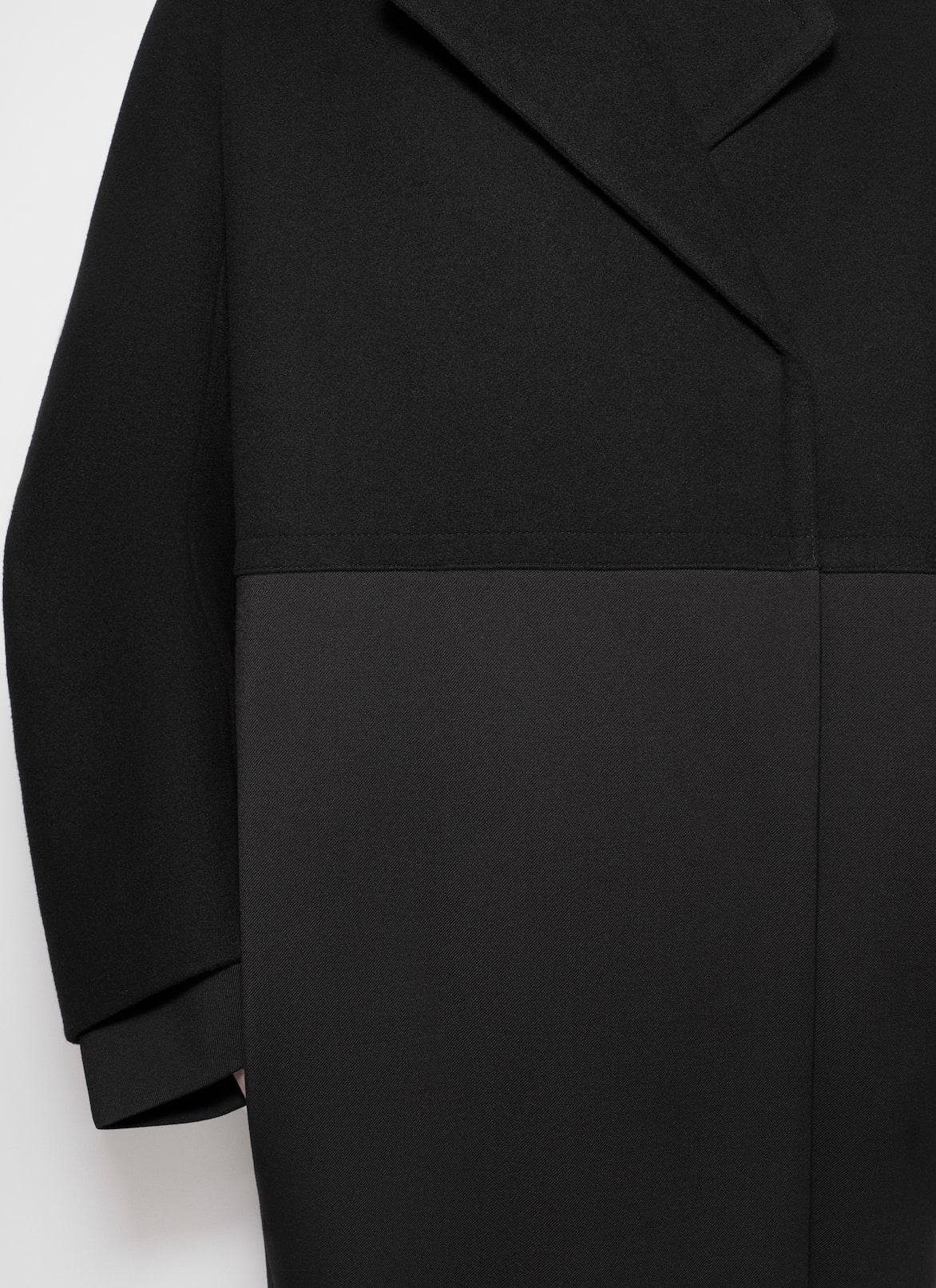 MANTEL MIT KRAGEN ALAÏA SCHWARZ MANTEL MIT KRAGEN